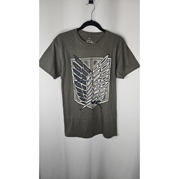 Official Attack On Titan Survey Corp Season 2 Green T-shirt Size Small - Picture 1 of 4